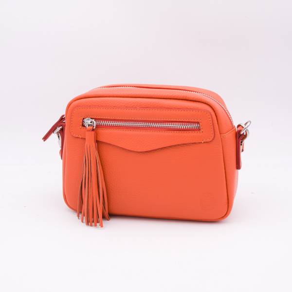 Sac bandoulière en cuir pompon orange orange .