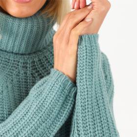 Pull col roulé cashmere manches raglan vert céladon