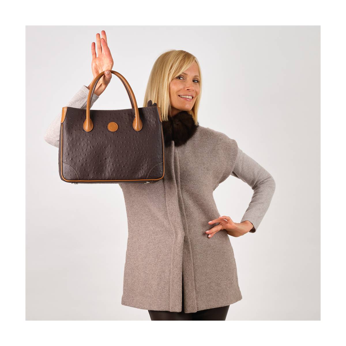 Sac à main cabas cuir façon autruche noir noisette