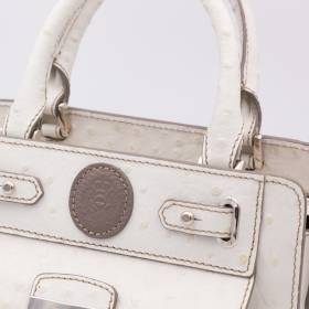 Sac mini cubo en cuir façon autruche écru taupe
