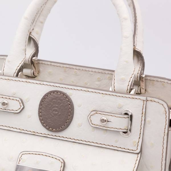 Sac mini cubo en cuir façon autruche écru taupe