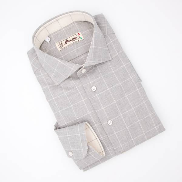 Chemise à rayures fines en coton gris écru