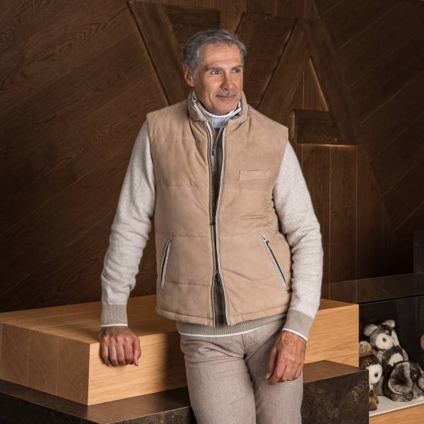 Body-warmer molletonné bi-matière sable beige .