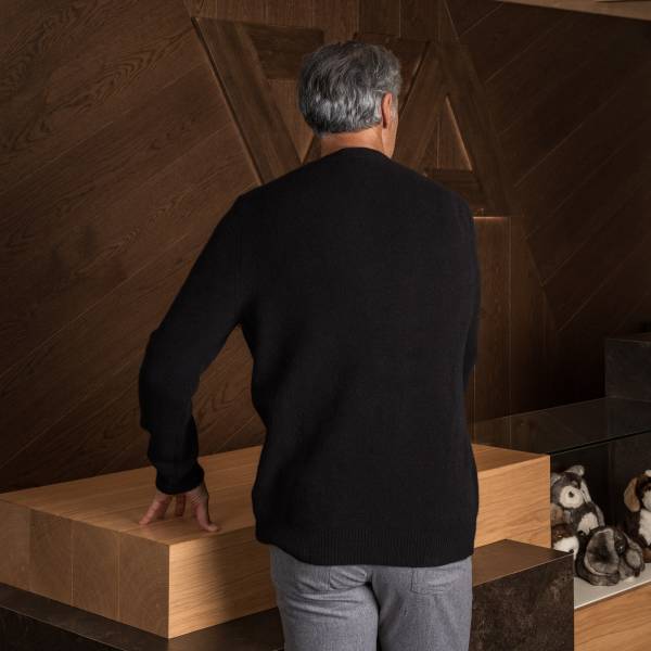 Pull extrasoft en cashmere noir