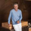 Pull col V en coton et cashmere jeans . .