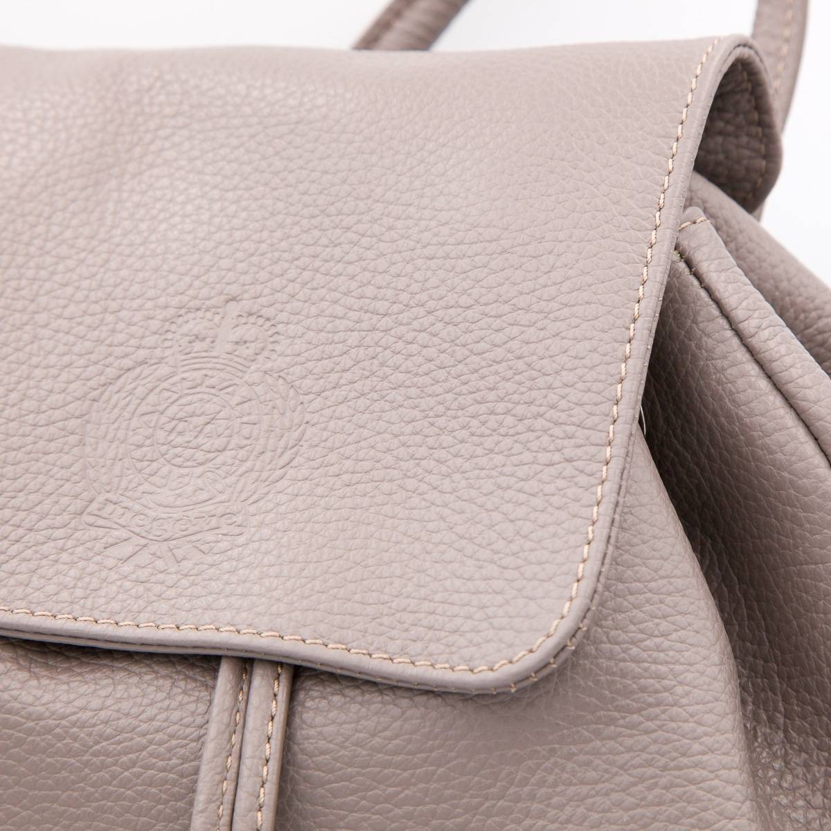 Sac à dos cuir avec poches à rabats taupe
