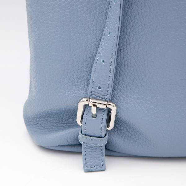 Sac à dos cuir avec poches à rabats jeans