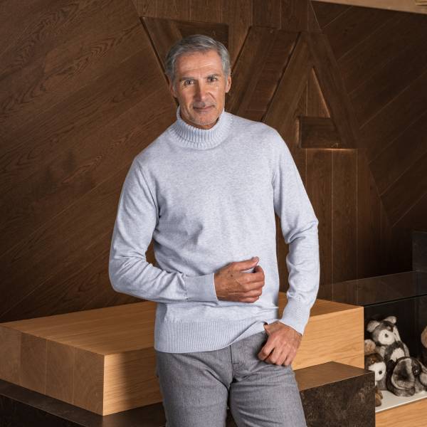 Pull col roulé en coton light grey