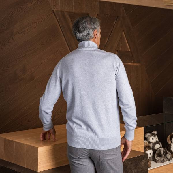 Pull col roulé en coton light grey
