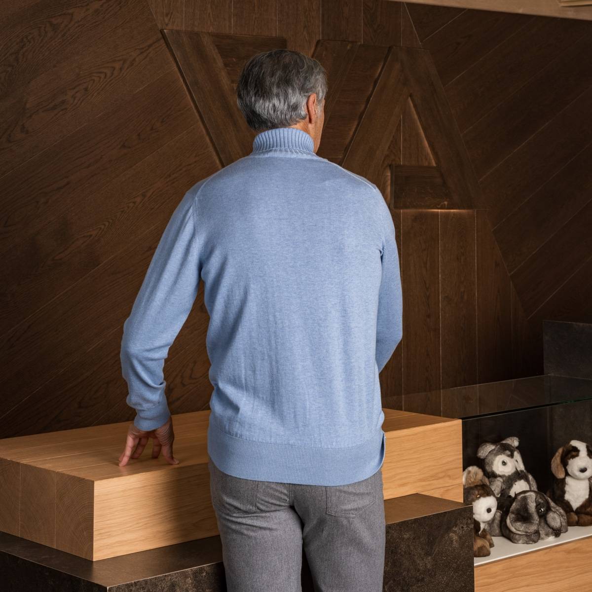Pull col roulé en coton bleu gris