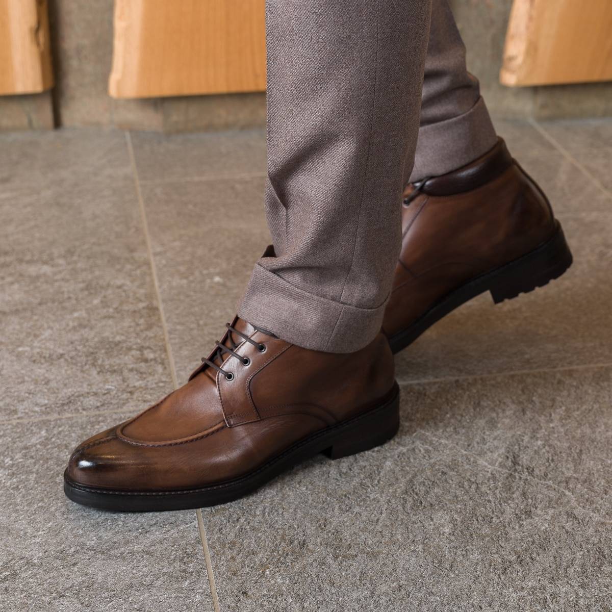 Pantalon à pinces tissu laine/cashmere marron glacé