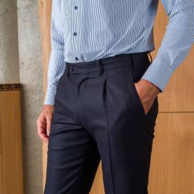Pantalon à pinces tissu laine/cashmere marine