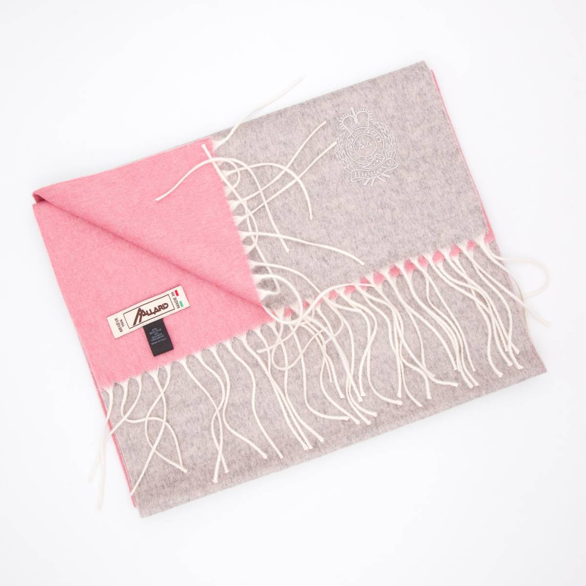 Echarpe bicolore en soie et cashmere gris pink .