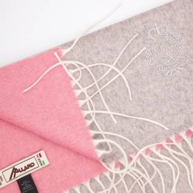 Echarpe bicolore en soie et cashmere gris pink .