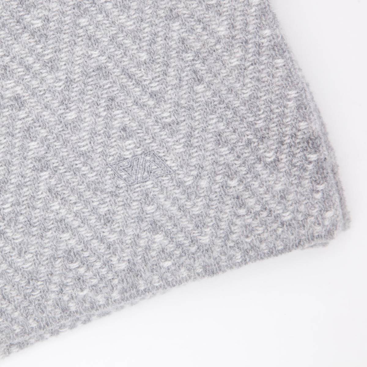 Echarpe chevrons en cashmere souris écru .