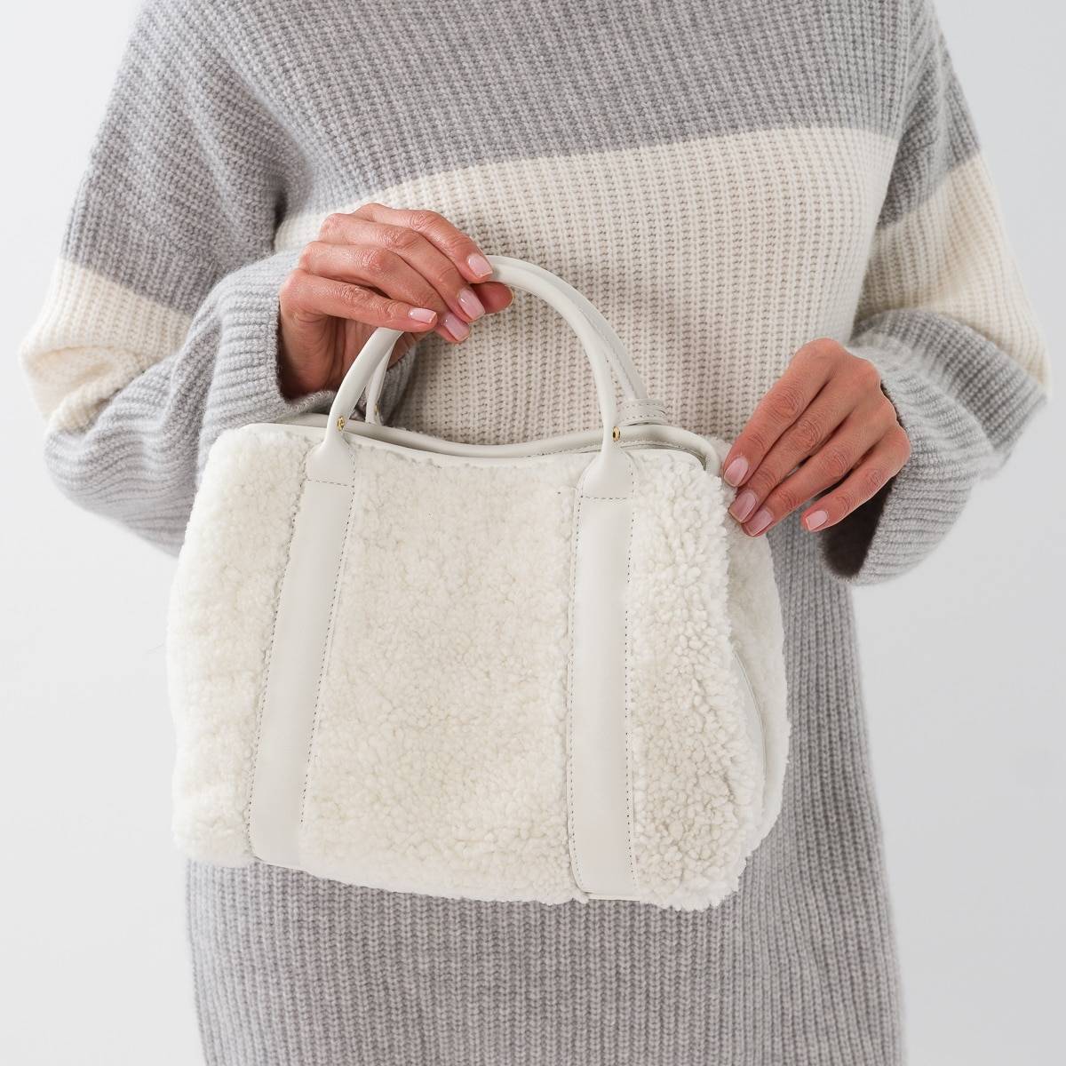 Petit sac cabas en mouton bianco . .