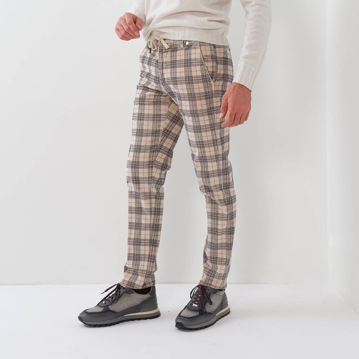 Pantalon en velours prince de gall beige marine marron