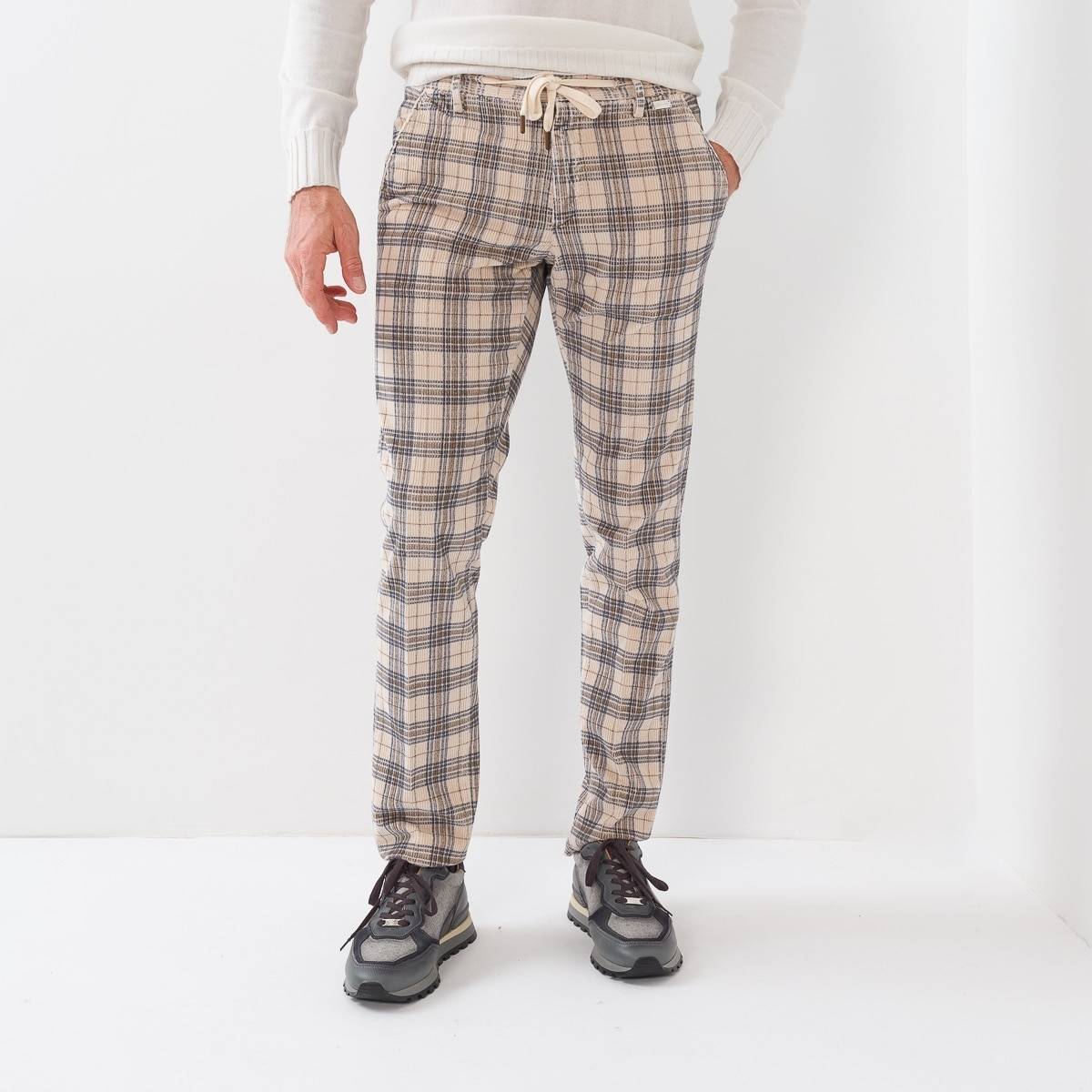 Pantalon en velours prince de gall beige marine marron
